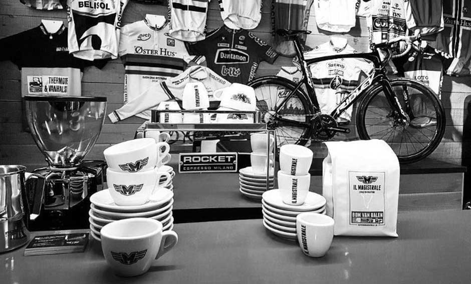 Il magistrale cycling coffee Allo Vélo Zutendaal Fietsenwinkel #allovelo